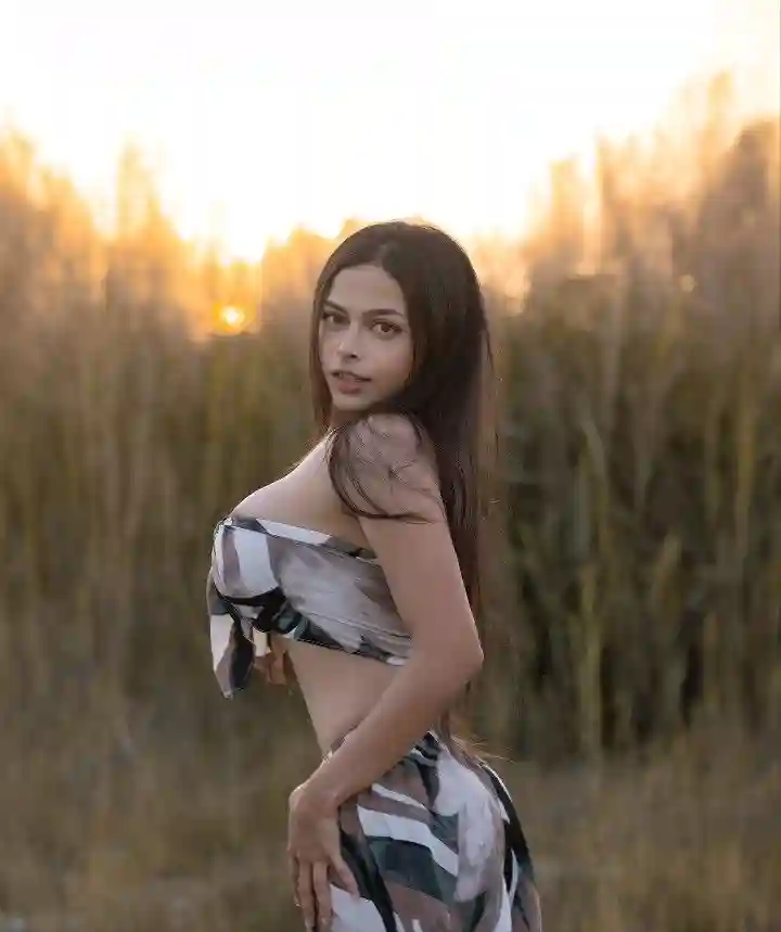 Escorts in Agra